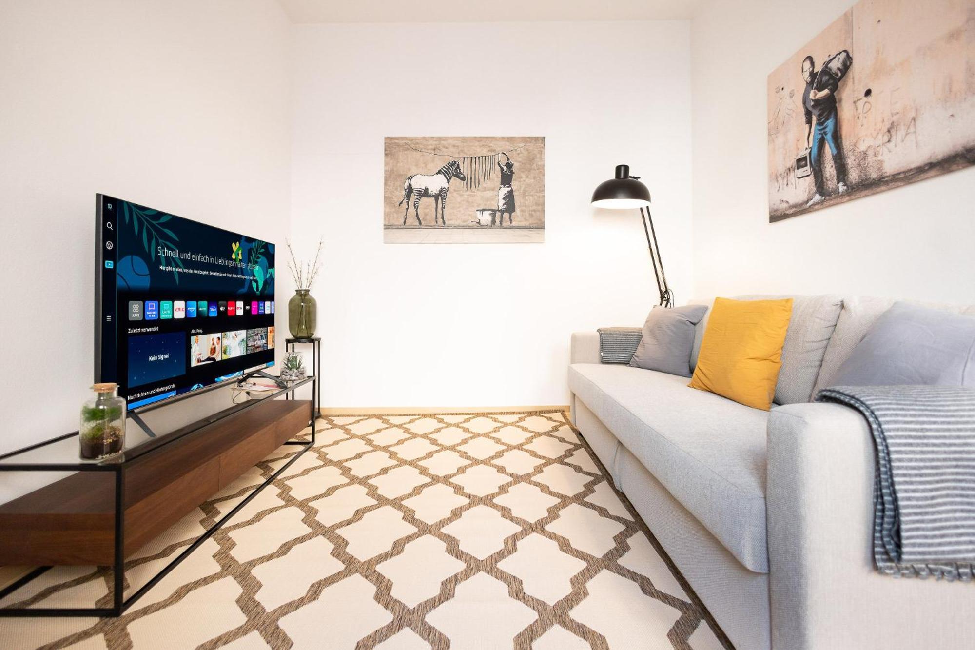 Ko-Living Space An Der Oper - Street Art Design Apartments ハレ エクステリア 写真