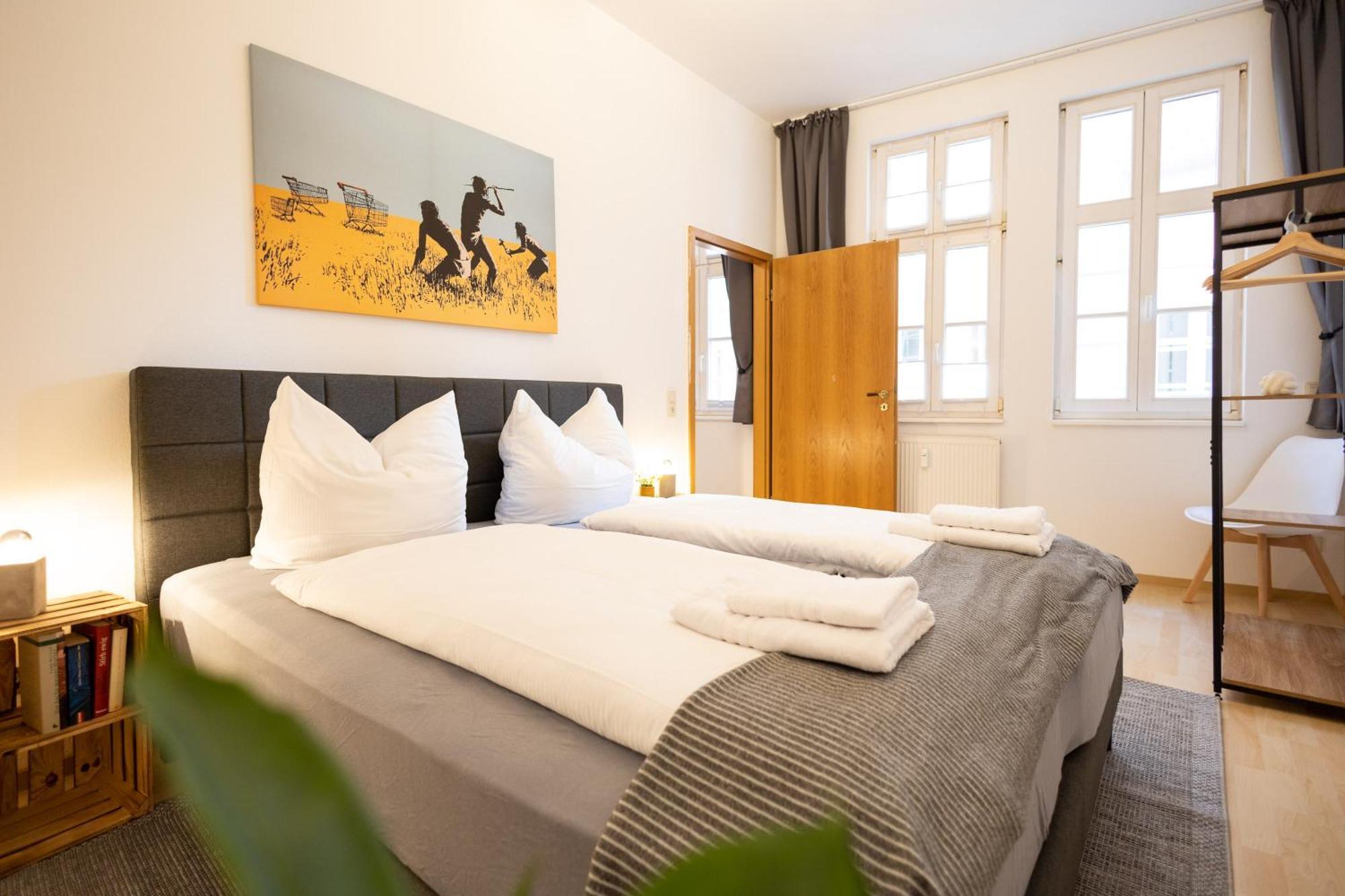 Ko-Living Space An Der Oper - Street Art Design Apartments ハレ エクステリア 写真