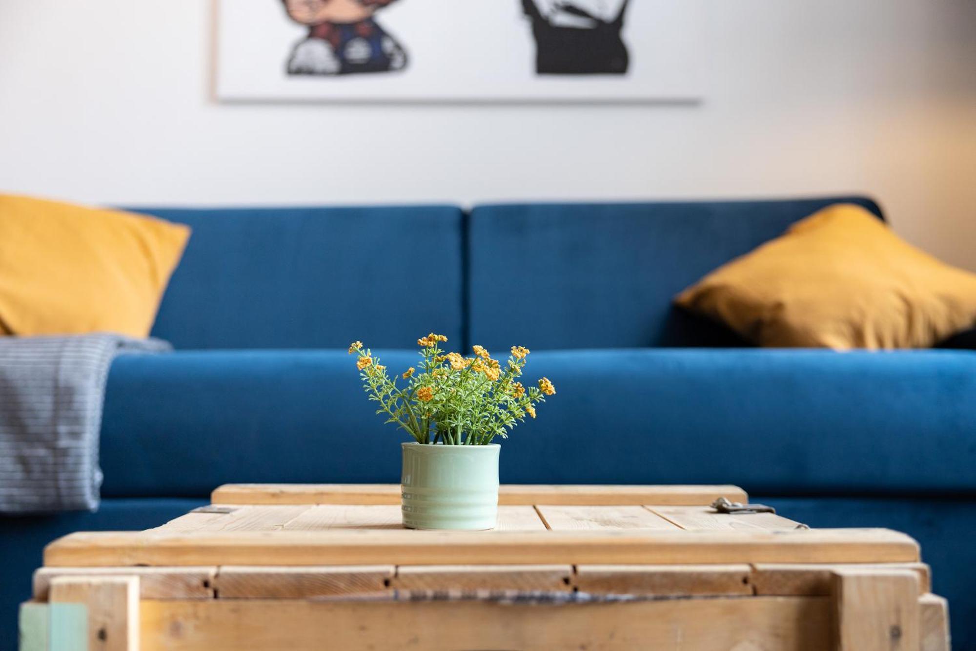 Ko-Living Space An Der Oper - Street Art Design Apartments ハレ エクステリア 写真
